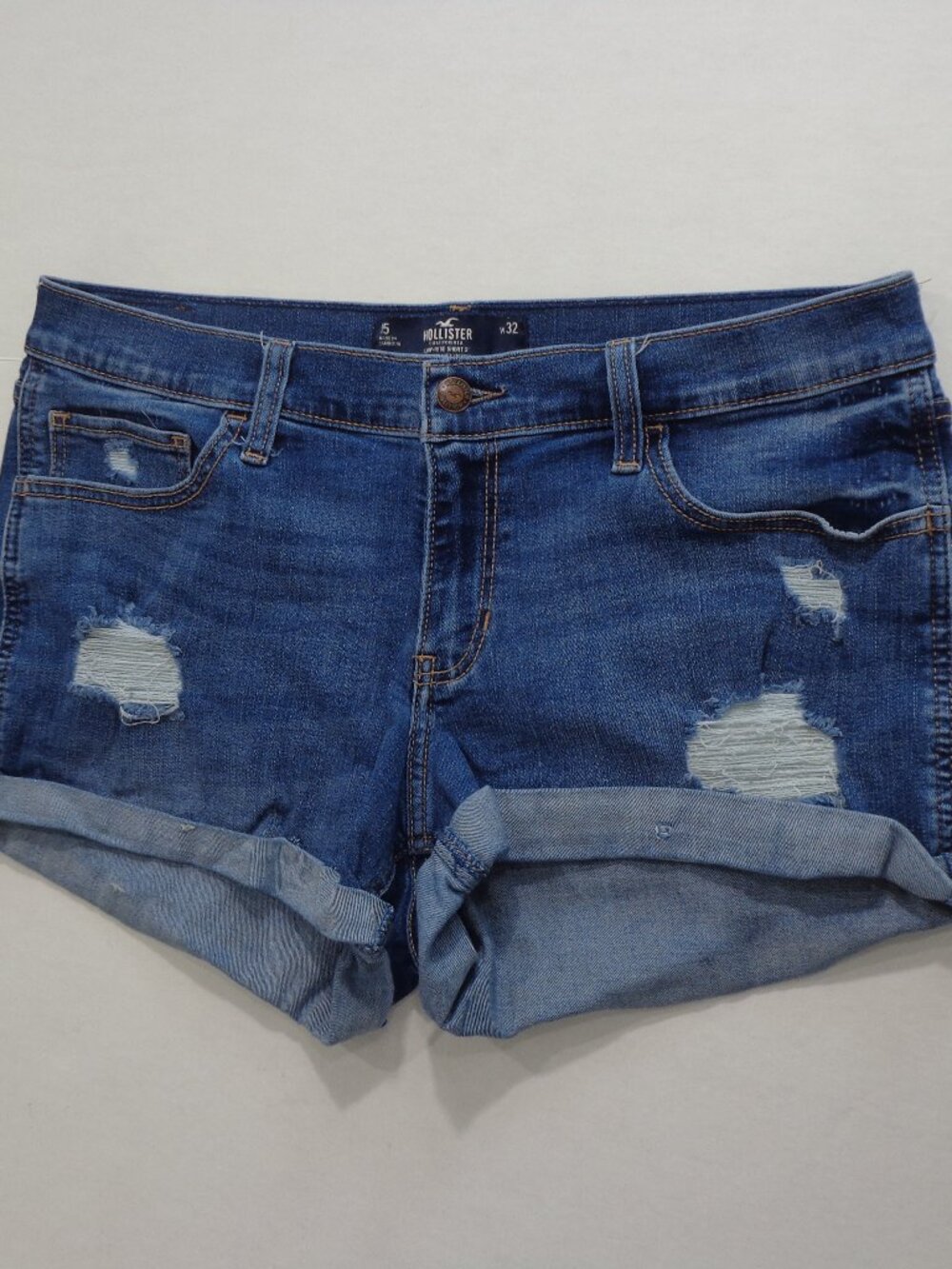 Hollister Low Rise Blue Denim Cuff Hem Distressed Ripped Jean Short 3" Sz 15 W32